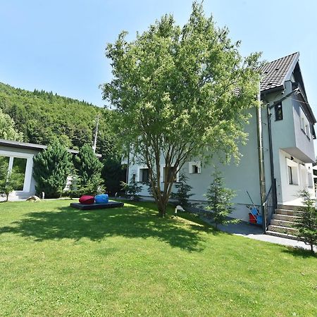 Mira By Atra Bed and Breakfast Teşila Eksteriør billede