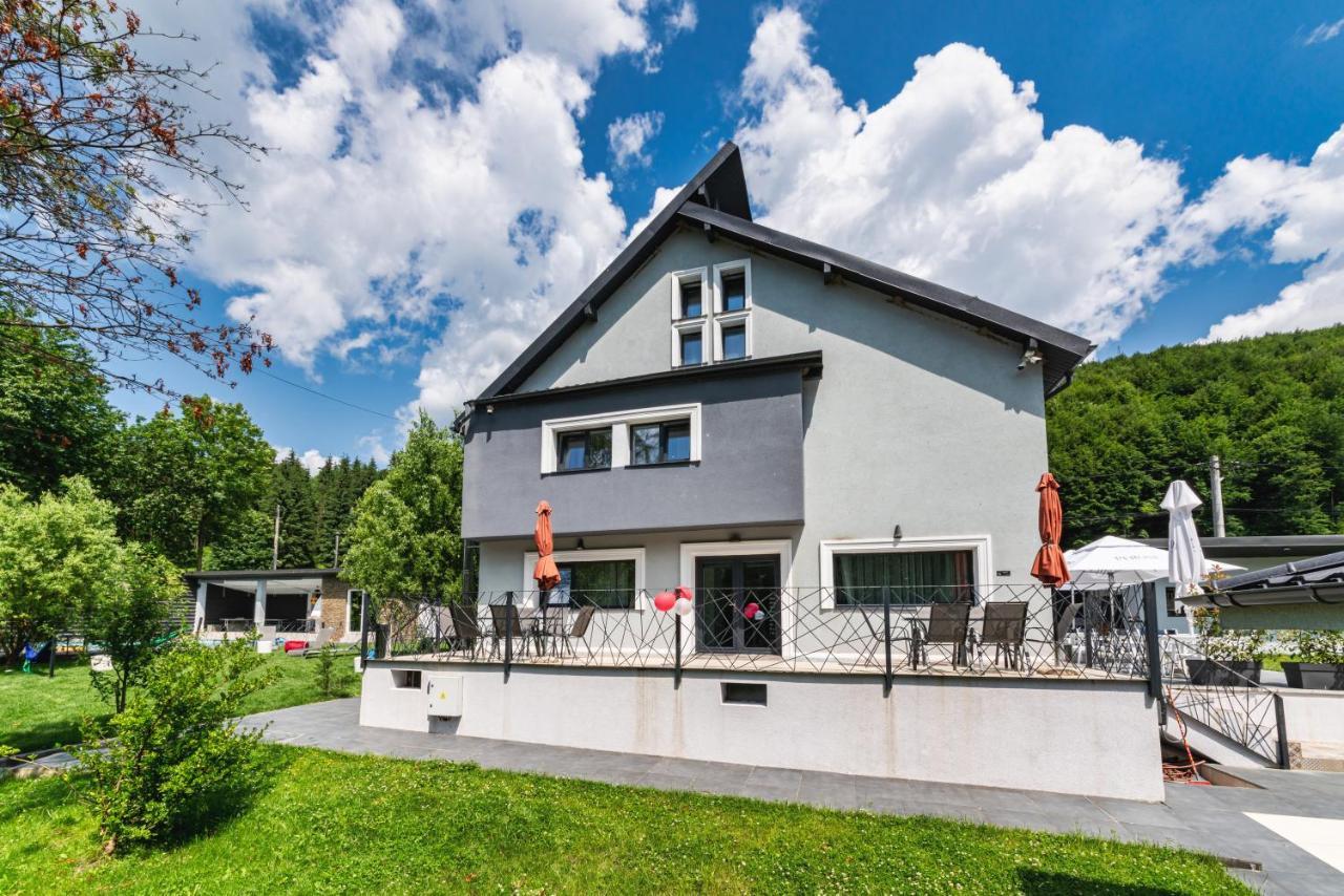 Mira By Atra Bed and Breakfast Teşila Eksteriør billede